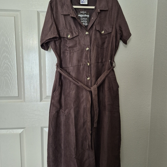 Millenium Dresses & Skirts - Elegant Brown Midi Dress with Belt